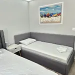 Апартамент Park And Pool Apostolovi Несебър