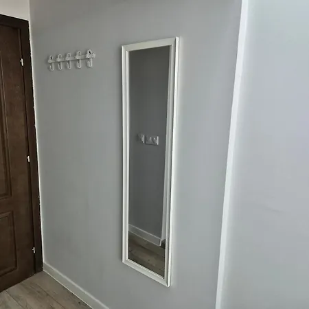 Park And Pool Apostolovi 公寓