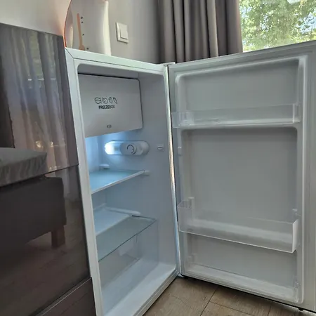 דירה Park And Pool Apostolovi נסבר