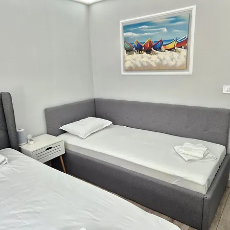 Apartment Park And Pool Apostolovi Nessebar